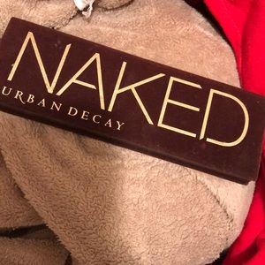 Naked palette